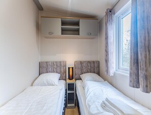 Chalet - Bright Beachside Base in Burgh-haamstede (Burgh-Haamstede)