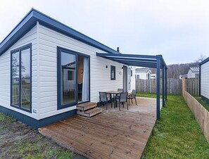 Exterior - Bright Beachside Base in Burgh-haamstede (Burgh-Haamstede)