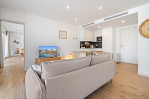 Apartment | Living room - Elegant 4-pax Apartment in Casares (Casares)