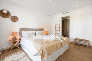 Apartment - Elegant 4-pax Apartment in Casares (Casares)