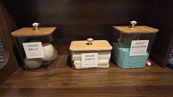 Bathroom amenities