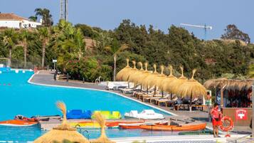 Apartment | Pool | Outdoor pool