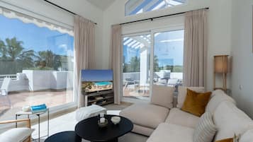 Apartment | Living area