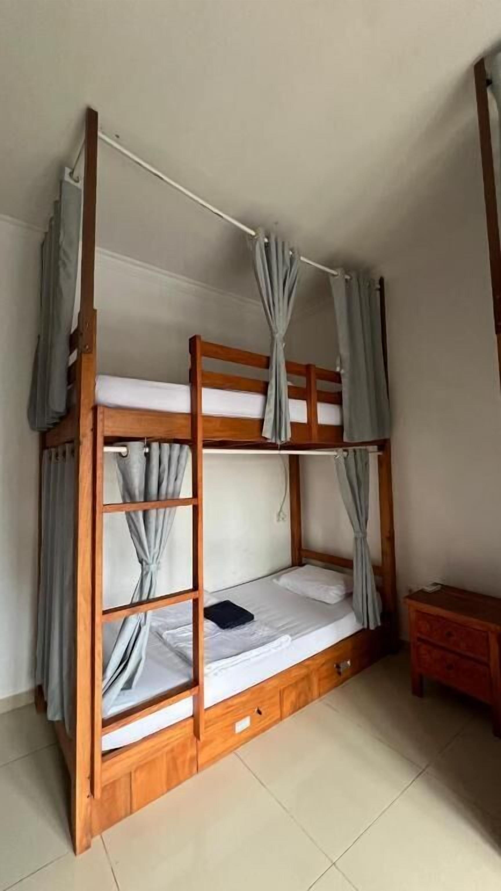 ห้องเบสิกพักรวม | Wi-Fi ฟรี