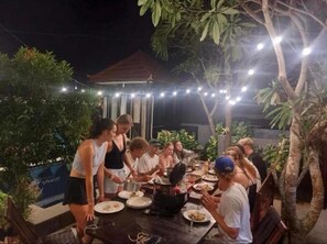 Unclassified image, 4 of 9, button