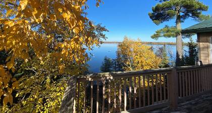 Tranquil 3-bedroom cabin on scenic Lake Vermilion