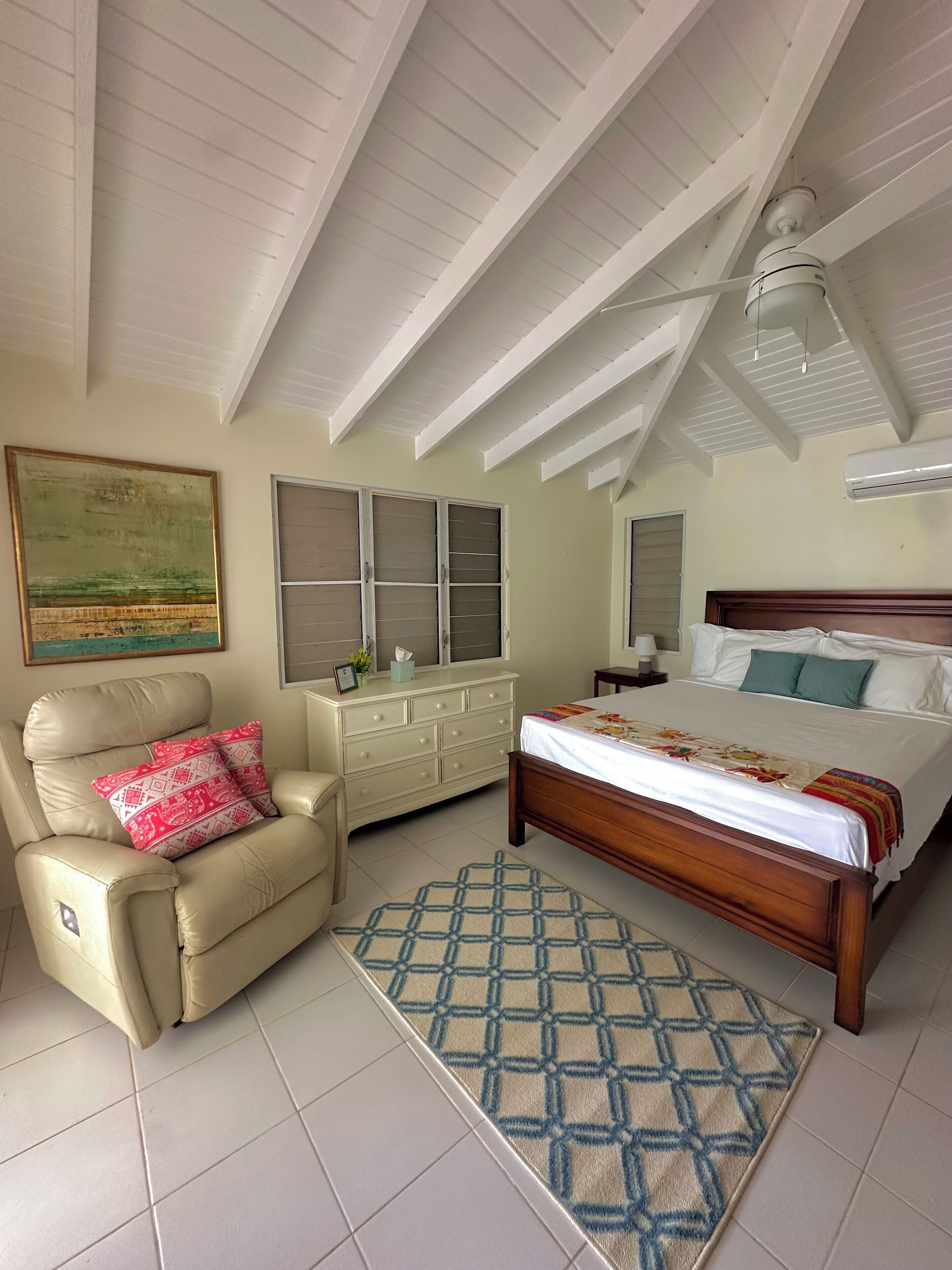 2 habitaciones, wifi gratis y ropa de cama 
