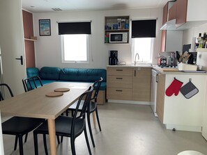 Dining - Mobile home 6 persons in campsite with swimming pools in Biscarrosse Lac (Biscarrosse)