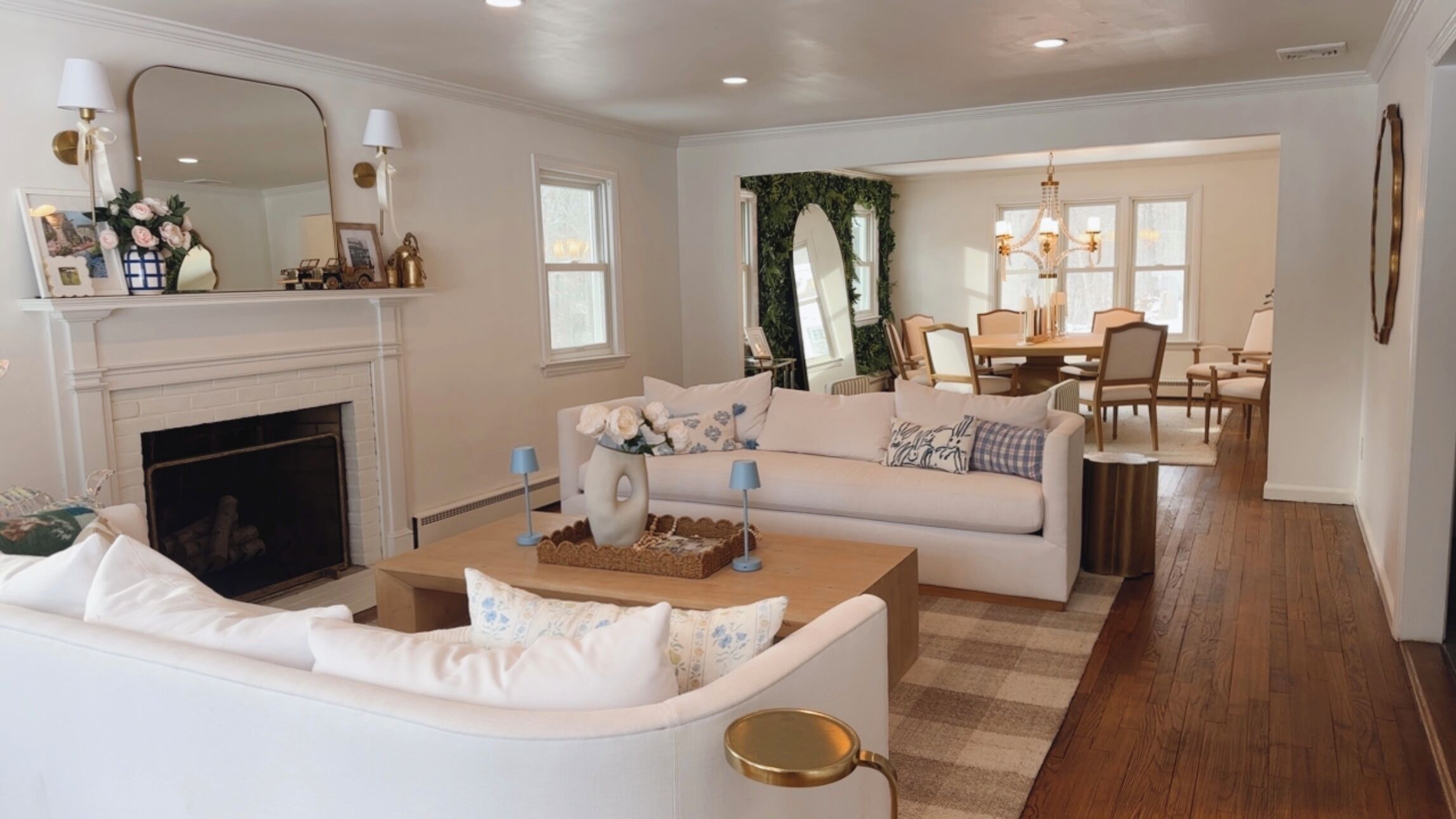 Smart TV, ping pong, books