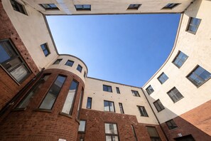 Exterior - Media City Sleeps 4 Free Parking (Salford)