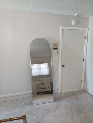 Interior - Tranquil 2-bedroom next to Remington Park, conveniently close to Loop 289 (Lubbock)