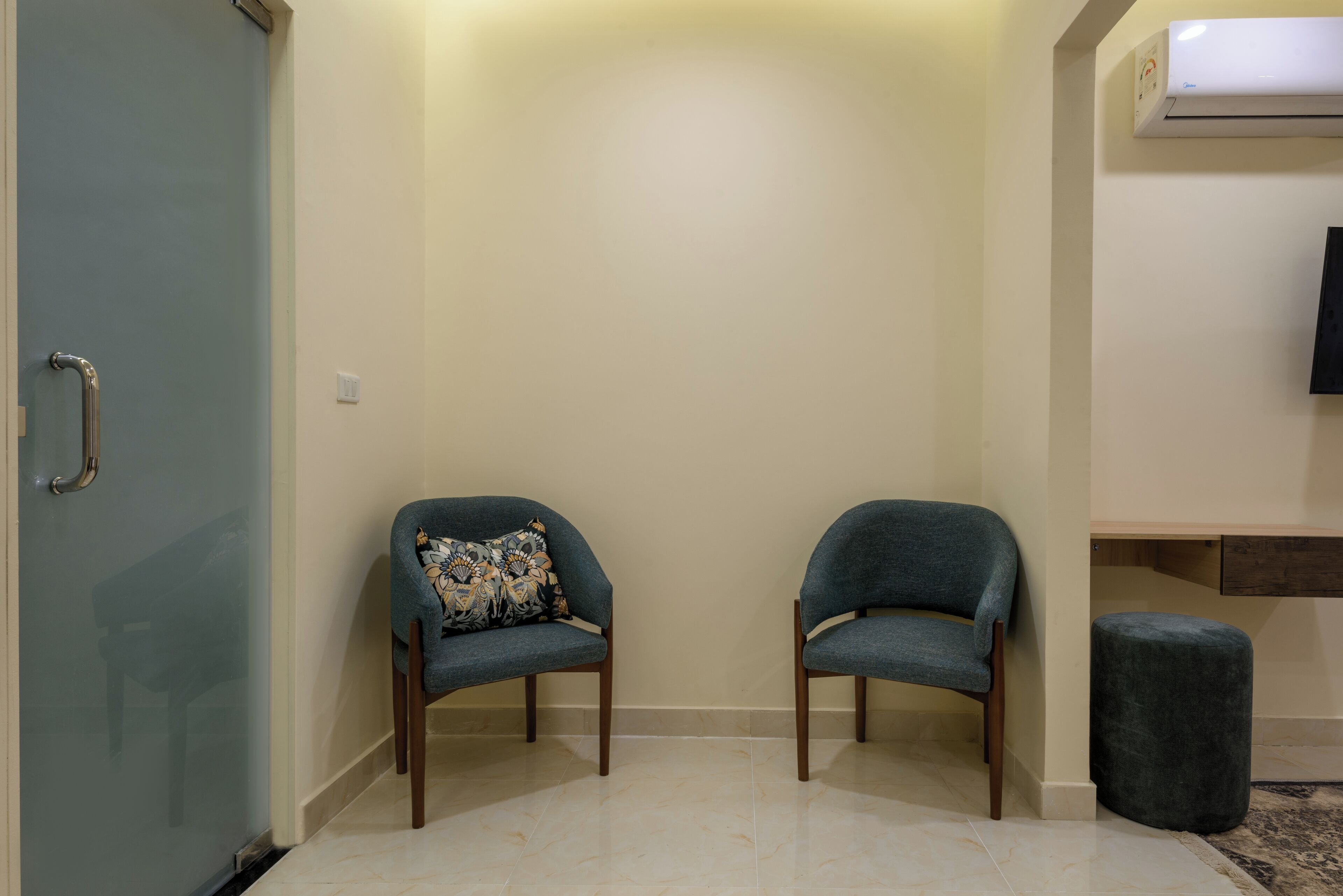 Habitación doble, 1 cama King size, para no fumadores, baño privado | Interior