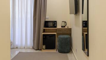 Habitación doble, 2 camas individuales, para no fumadores, baño privado | Interior