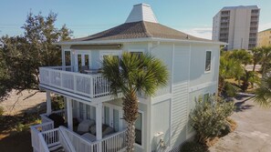 Exterior - Beautiful 2-Bedroom Villa, Beach, Pool, Boat Slip, Fishing Pier, Flora-Bama (Pensacola)