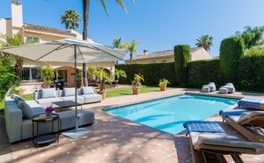 Villa | Pool - Charming Andalusian Beach Villa (Marbella)