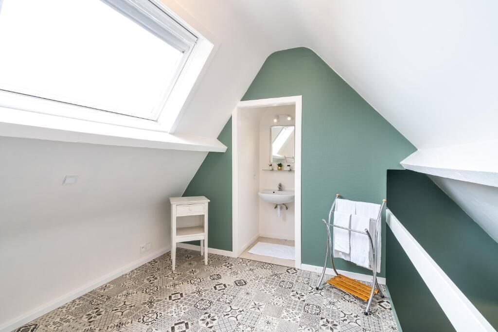 Double Room, Canal View | Bathroom