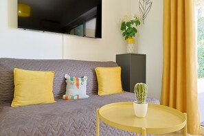 Iron/ironing board, free WiFi - Le Zen City center - Studio - Big terrace (Cannes)