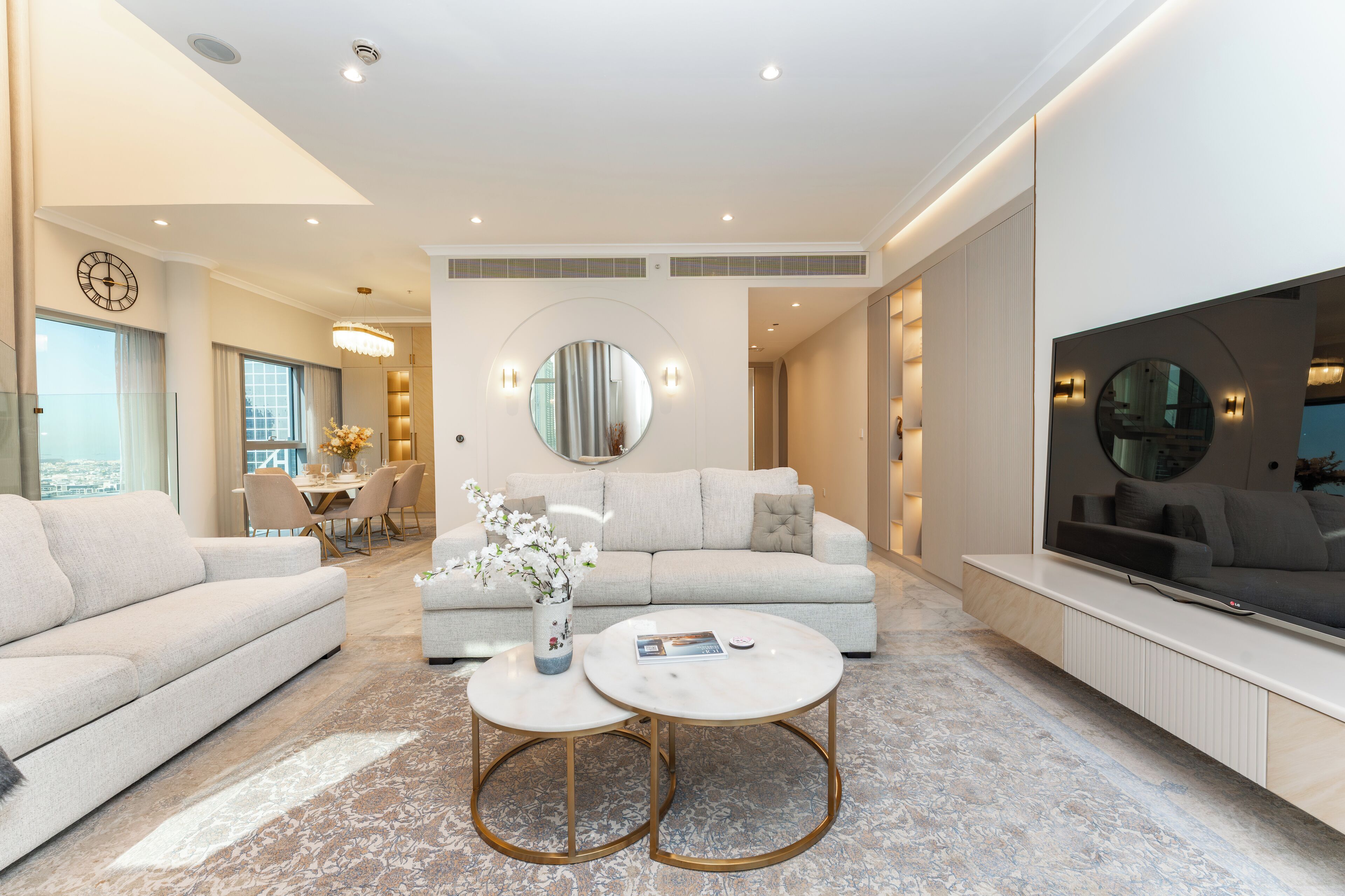 Luksus-toetasjesleilighet, 1 kingsize-seng, ikke-røyk, byutsikt | Oppholdsområde