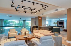 Exterior - Landing Furnished Apartments near RSW (Fort Myers)