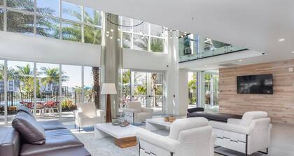 Landing Furnished Apartments near RSW