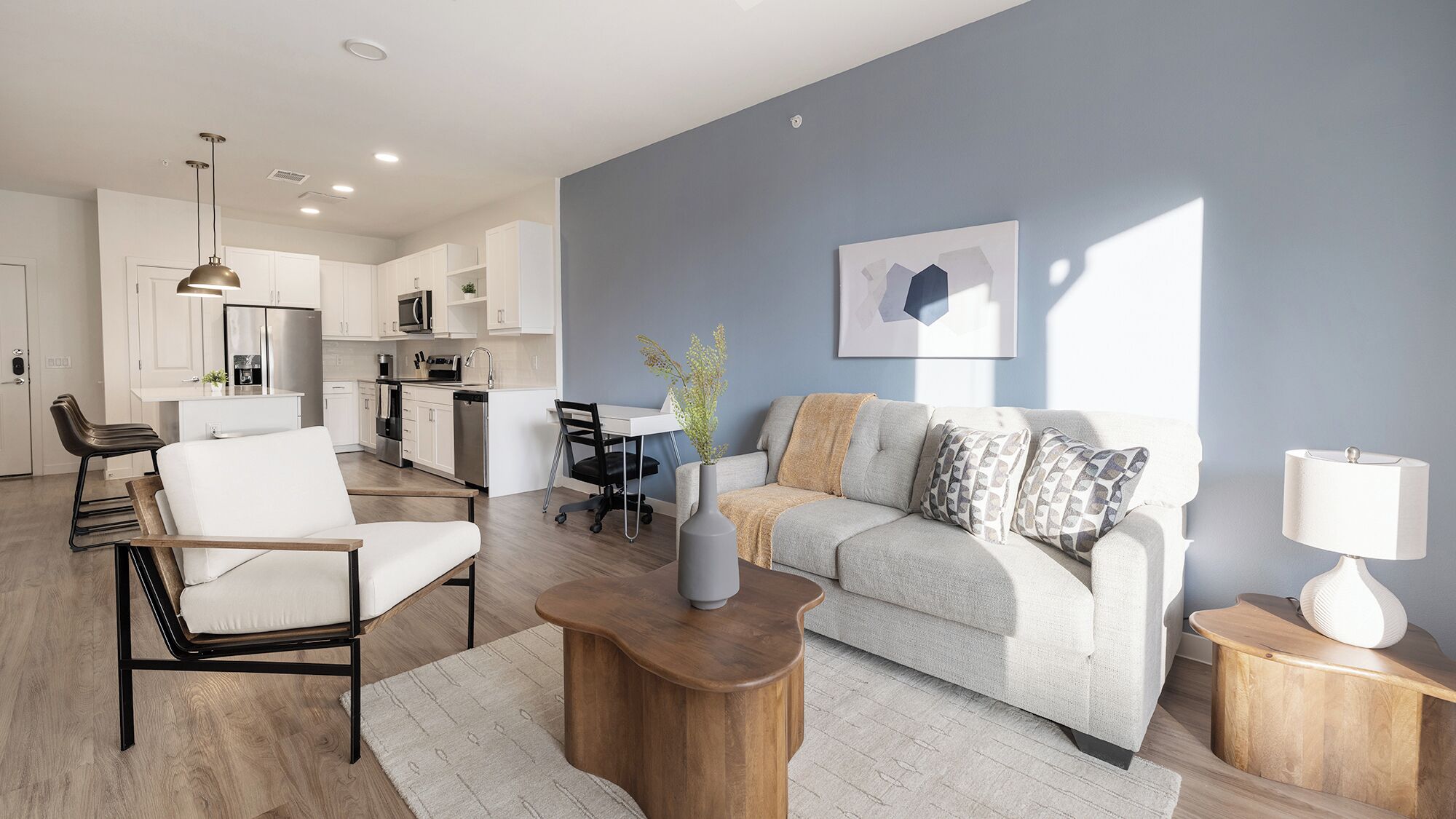 Apartment (1 Bedroom) | Living area | TV