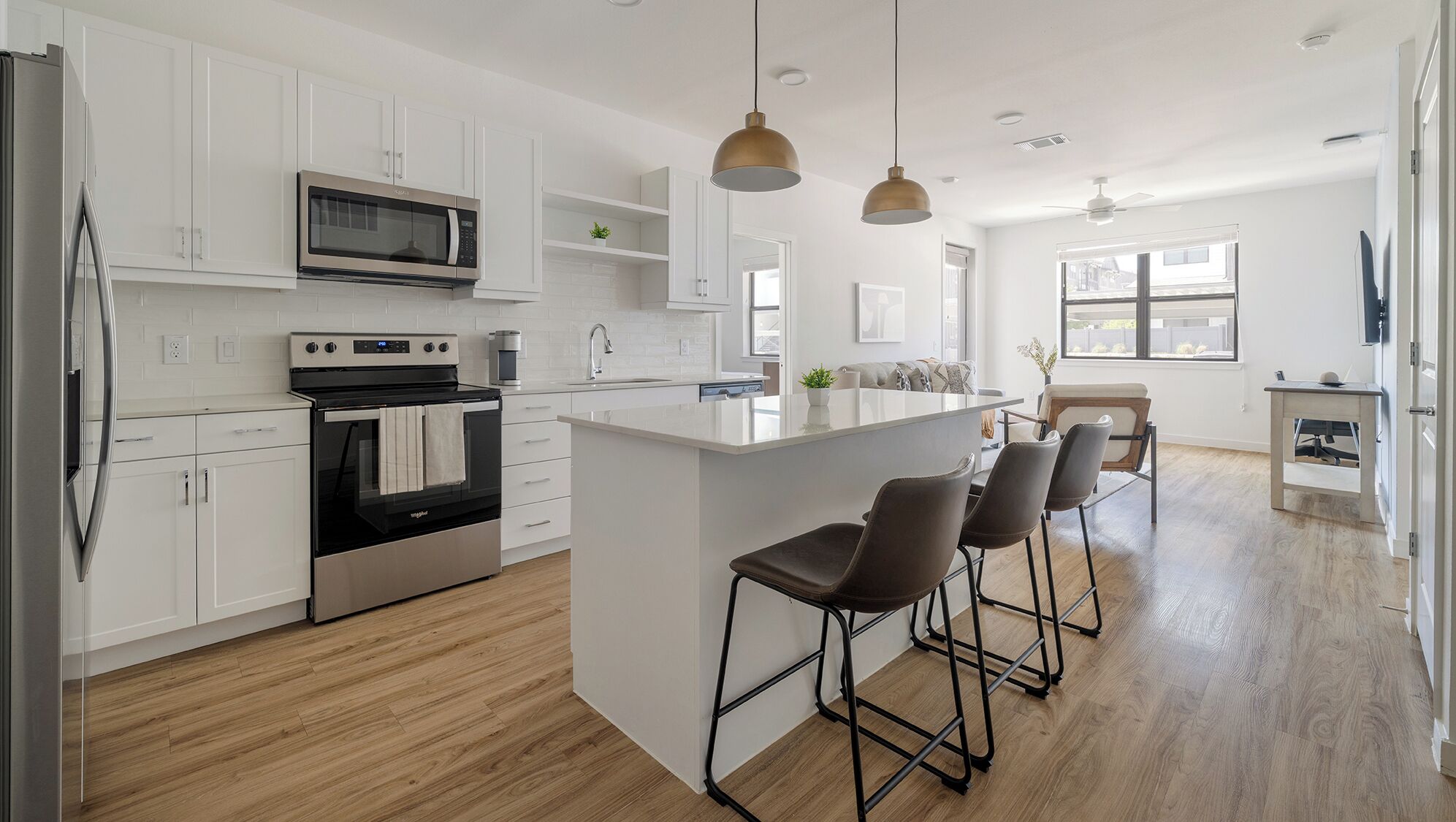 Apartment (2 Bedrooms) | Dapur peribadi | Peti sejuk 