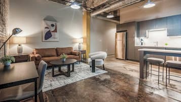 Apartment (1 Bedroom) | Living area | TV