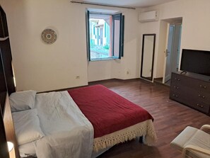 1 habitación, wifi gratis y ropa de cama 