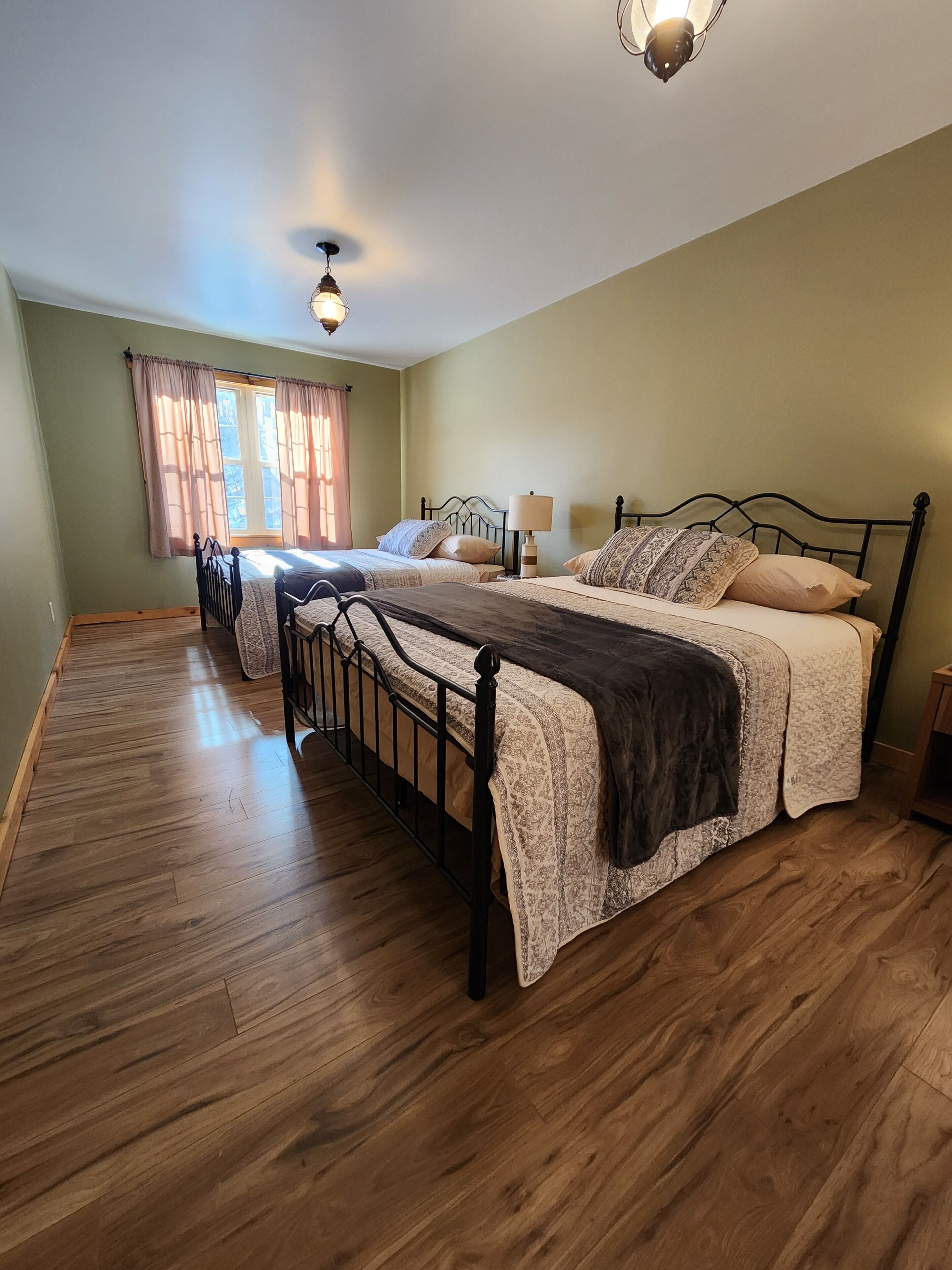 2 bedrooms, iron/ironing board, travel crib, free WiFi