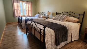 2 bedrooms, iron/ironing board, travel crib, free WiFi