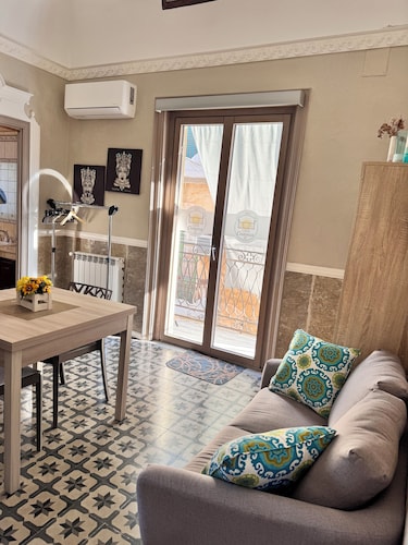 Casa Costanza 25, Monte Jato Apartment