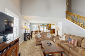 TV, DVD player, offices - Secluded McCall Retreat Deck & Mountain Views (McCall)