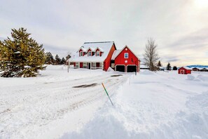 Exterior - Secluded McCall Retreat Deck & Mountain Views (McCall)