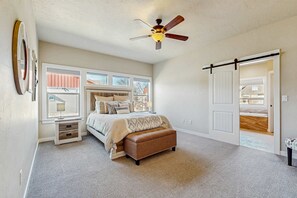 3 bedrooms, iron/ironing board, WiFi, bed sheets - Modern McCall Retreat | Fire Pit & Extra Parking (McCall)