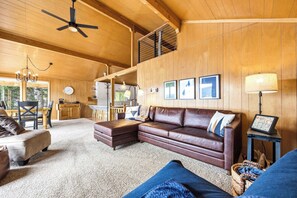 TV, fireplace, stereo, offices - Secluded Lakeside Cabin, Dock, Deck, Lake Views (McCall)