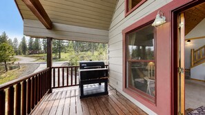 Property grounds - Mountain View Retreat | Pool & Golf Access (New Meadows)