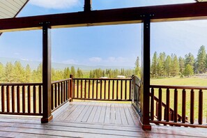 Terrace/patio - Mountain Retreat with Pool & Golf Access (New Meadows)