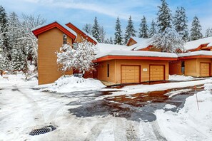 Exterior - Family Retreat - Pool, Tennis & Lake Access (McCall)