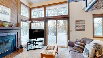 TV, fireplace, DVD player, offices