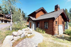 Exterior - Tamarack Ski In Out Cottage with Fire Pit (Donnelly)