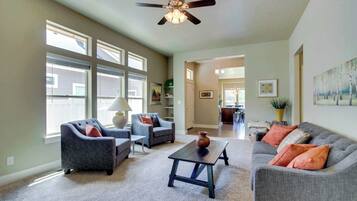 TV, fireplace, DVD player, offices