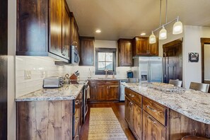 Fridge, microwave, oven, stovetop - Modern Rustic Retreat at Tamarack Ski Resort (Donnelly)