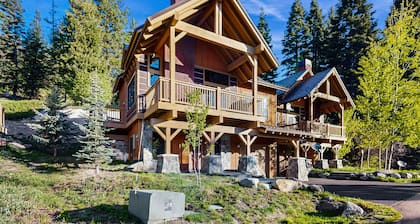 Modern Rustic Retreat at Tamarack Ski Resort