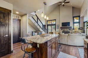 Dining - Modern Rustic Retreat at Tamarack Ski Resort (Donnelly)