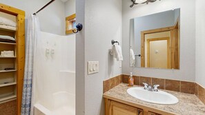 Shower, towels, shampoo