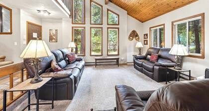 Wooded McCall Cabin Near Payette Lake & Brundage