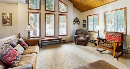 McCall Retreat Near Payette Lake & Brundage