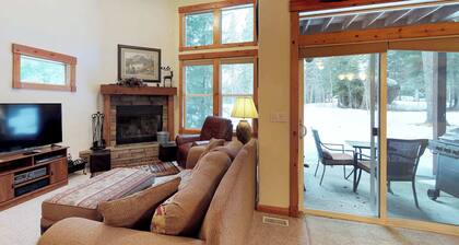 McCall Golf Course Condo | Pools, Hot Tub & Patio