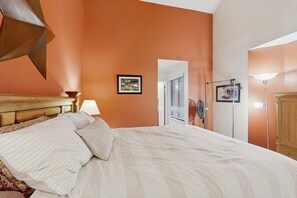 2 bedrooms, travel cot, WiFi, bed sheets - McCall Condo | Pools, Gym, Loft with Game Room (McCall)