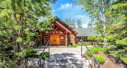 Mountain Family Retreat Near Lake & Golf Course